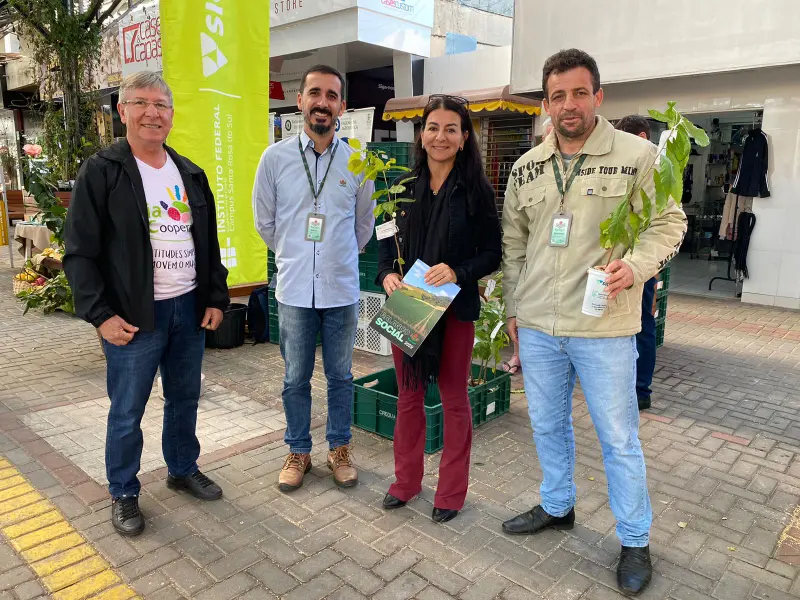 Dia De Cooperar Sicoob Credija Promove A Es Sustent Veis Em Sombrio