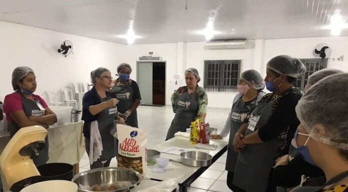 Jacinto Machado promove curso de tortas