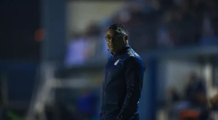 Grêmio aumenta a própria crise