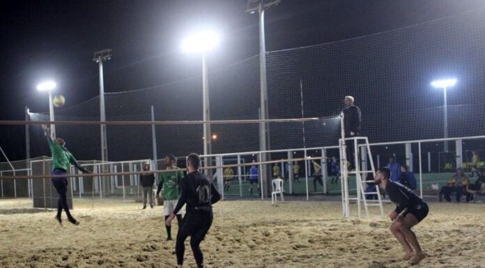 Em noite gelada, Santa Rosa conhece os campeões do Vôlei de Praia