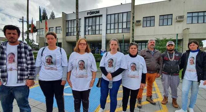 Homem é condenado a mais de 45 anos de prisão por homicídio de ex-companheira em Sombrio