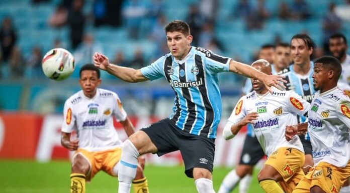 Grêmio fecha quatro jogos sem sofrer gols, sustenta campanha e tem melhor defesa da Série B