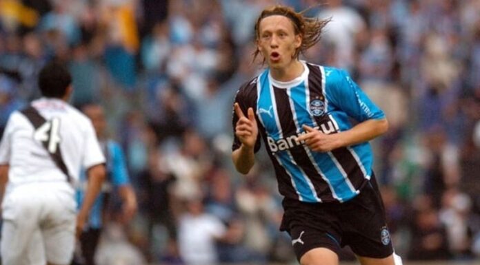 Vice do Grêmio admite dificuldade em negócio com Lucas Leiva: “Não vou iludir o torcedor”
