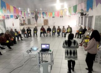 “Roda de conversa” é estratégia para tratar de violência contra idosos, em Jacinto Machado