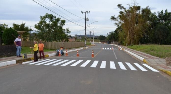 Obras em ação em Timbé do Sul