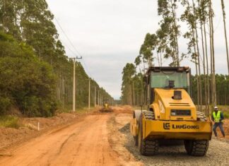 Iniciam as obras de pavimentação asfáltica da BR 101 à Bellatorres