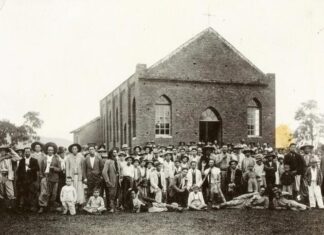 Praia Grande completa 64 anos