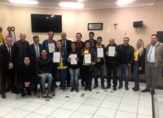 Santa Rosa do Sul homenageia atletas da Apae