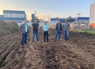 Empresário doa à prefeitura de Maracajá área de terra para abertura de rua