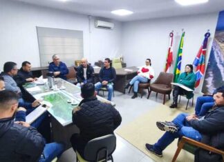 Prefeitura recebe técnicos e engenheiros da Unesc para estudo da segunda via Balneário Gaivota/Sombrio