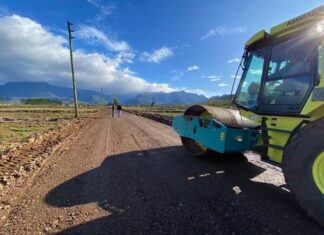 Timbé do Sul melhora estradas do interior