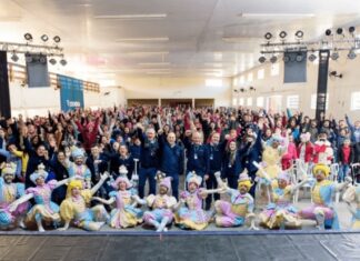 Cooperja promove evento cultural destacando a cooperação e encanta jovens e crianças