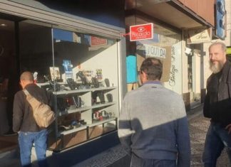 Joalheria é assaltada no calçadão de Araranguá