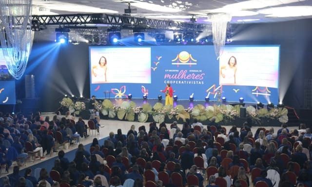 Associadas Cooperja participam do Encontro Estadual de Mulheres Cooperativistas