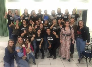 Sombrio realiza curso de Libras para professores no Dia do Surdo