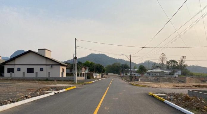 Mais uma rua com sinalização finalizada em Timbé do Sul