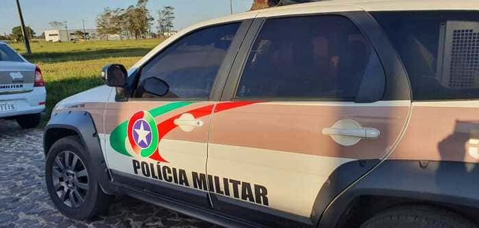 Filho agride a própria mãe em Sombrio
