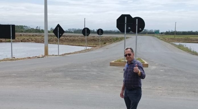 Prefeito de Maracajá anuncia retomada das obras