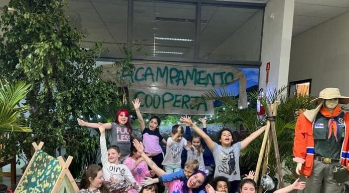 Cooperja promove acampamento infantil em seu Supermercado