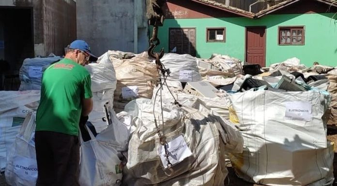 Campanha recolhe quase dez toneladas de vidros e eletrônicos em Jacinto Machado