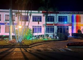 Prefeitura de Araranguá tem decoração natalina depredada