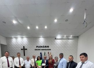 Câmara de Timbé do Sul homenageia Tiago Zilli