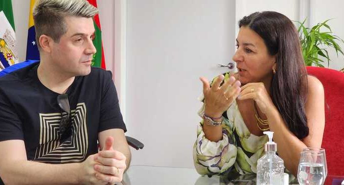Natal Encantado de Sombrio terá show com Gabriel Valim