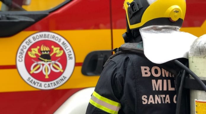Somente em 2022 bombeiros militares do Sul preservaram R$ 200 milhões em bens nos chamados de incêndios