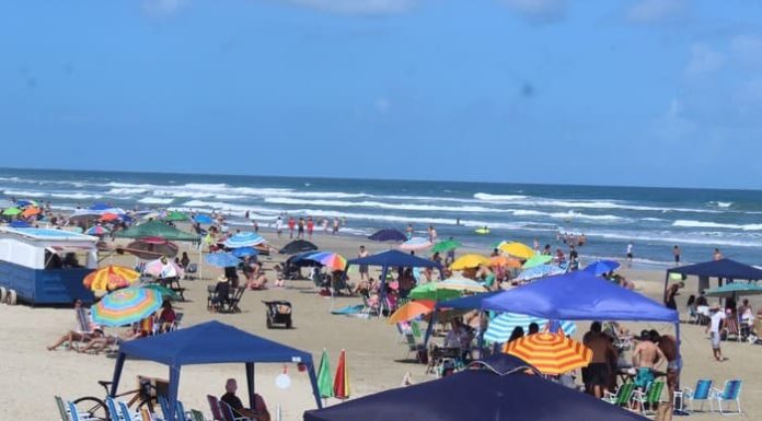 Primeira semana do ano termina com praias lotadas em Balneário Gaivota