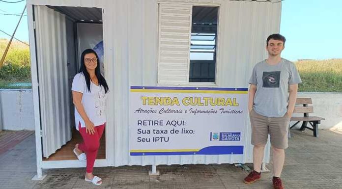 Balneário Gaivota: Tenda Cultural facilita a vida dos veranistas
