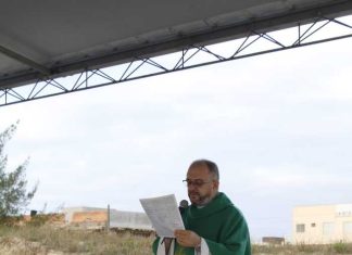Balneário Gaivota recebe Jesus na Minha Praia