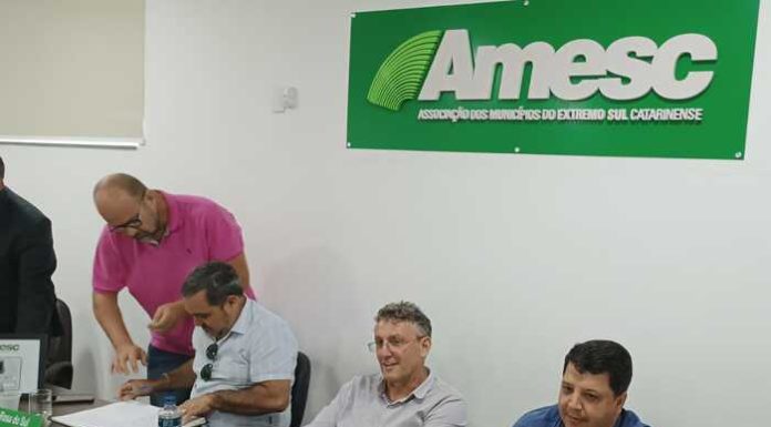 Prefeito de Santa Rosa do Sul assume AMESC
