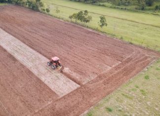 A Secretaria de Agricultura de Sombrio oferece serviço de Patrulha Mecanizada para agricultura familiar