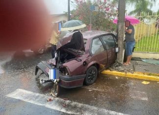 Motorista fica ferido após colisão entre veículos