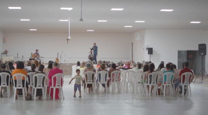 Palestra dá boas vindas ao ano letivo nas escolas municipais de Sombrio