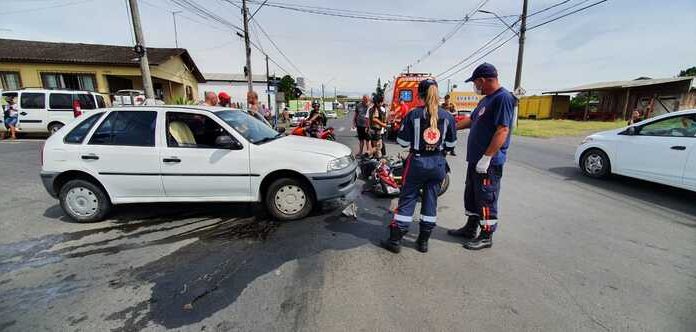 Colisão deixa motociclista ferido em Sombrio