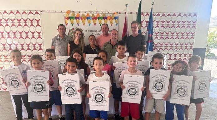 Kits didáticos são entregues à educação municipal de Timbé do Sul