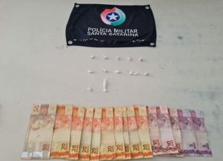 Mulher é presa pela PM na Favela do UCCA com 11 pedras de crack