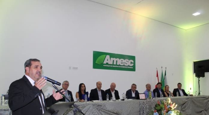 Almides toma posse como novo presidente da AMESC