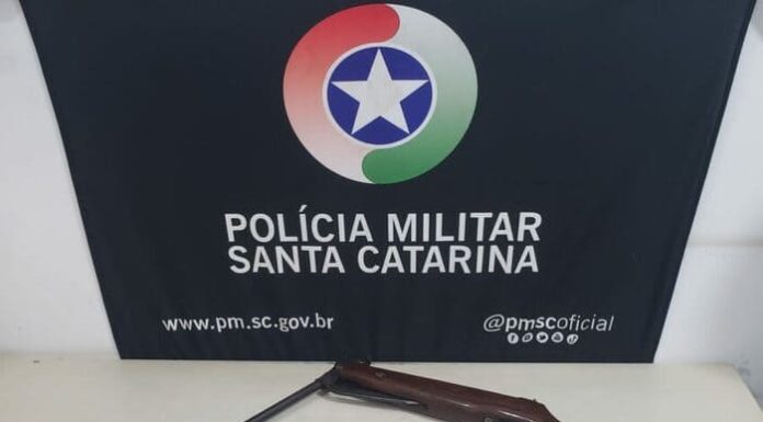 Mulher é presa pela PM com mais de 1kg de maconha