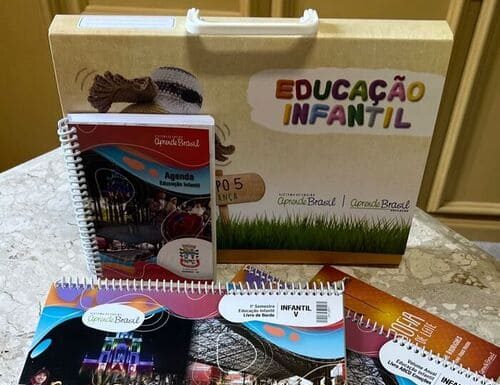 Sombrio começa a distribuir apostilas para a rede municipal de ensino