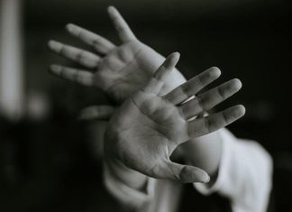 Homem agride covardemente a esposa e acaba preso em Praia Grande