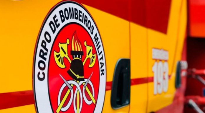 Incêndio em veículo assusta moradores do bairro Nova Divinéia em Araranguá