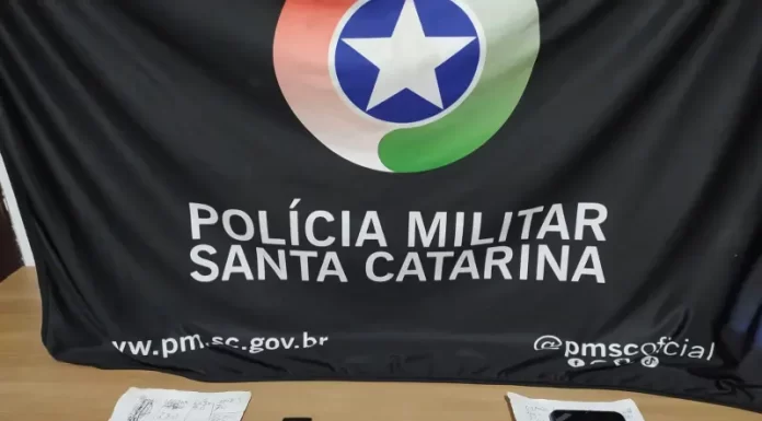 PM apreende drogas e detém suspeito de tráfico em Sombrio