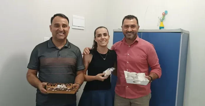 Balneário Gaivota:Prefeito e Vice parabenizam servidoras pelo Dia da Mulher