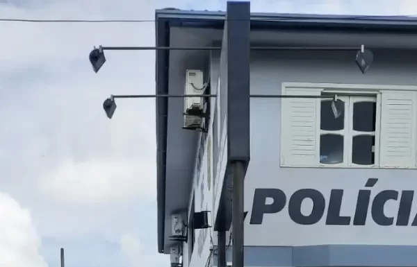 Polícias Civis Gaúcha e Catarinense prendem dois homens em Balneário Arroio do Silva