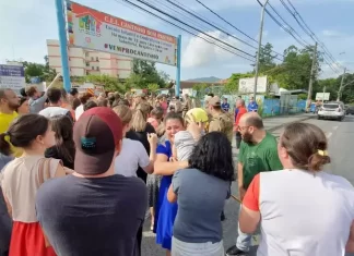 Ataque a creche em Blumenau deixa quatro crianças mortas