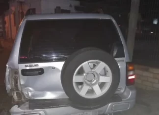 Motorista colide ao tentar fugir da PM em Sombrio