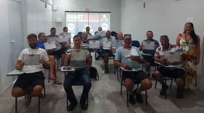 Balneário Gaivota: Motoristas do Transporte Escolar recebem cursos de capacitação