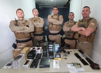 Polícia Militar prende cinco assaltantes e recupera aproximadamente R$ 100.000 em produtos roubados